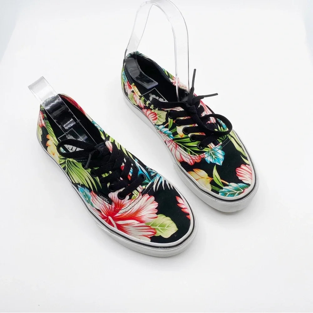 Vans Hawaiian Floral Print Sneakers Casual Black Pink Size 8 women and 6.5 men